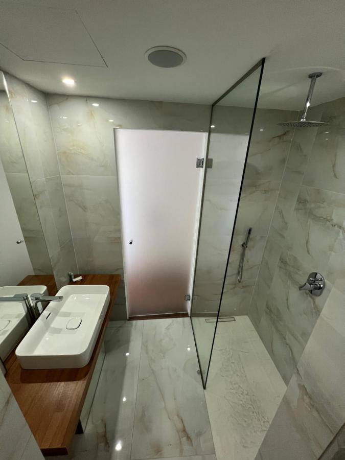 Kanes Bohemian Boutique Hotel Saranda Dış mekan fotoğraf