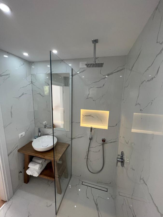 Kanes Bohemian Boutique Hotel Saranda Dış mekan fotoğraf
