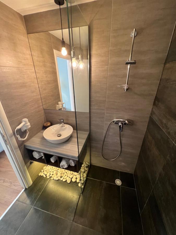 Kanes Bohemian Boutique Hotel Saranda Dış mekan fotoğraf
